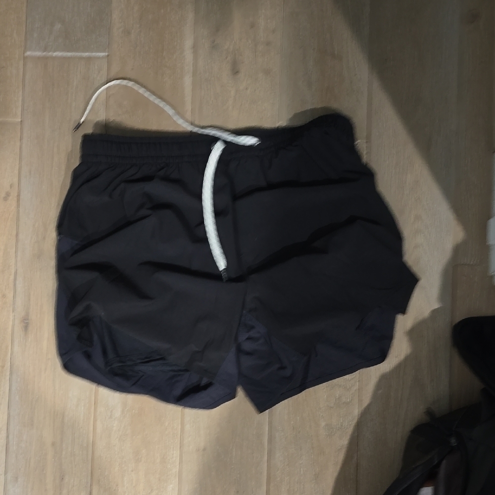 Vuori Men's Dark Athletic Shorts